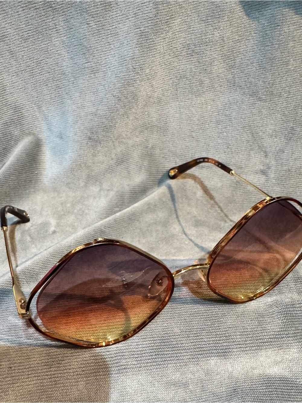 Chloe CE159S "Poppy" sunglasses floating-lens silhouette Havana/Gold fr no case